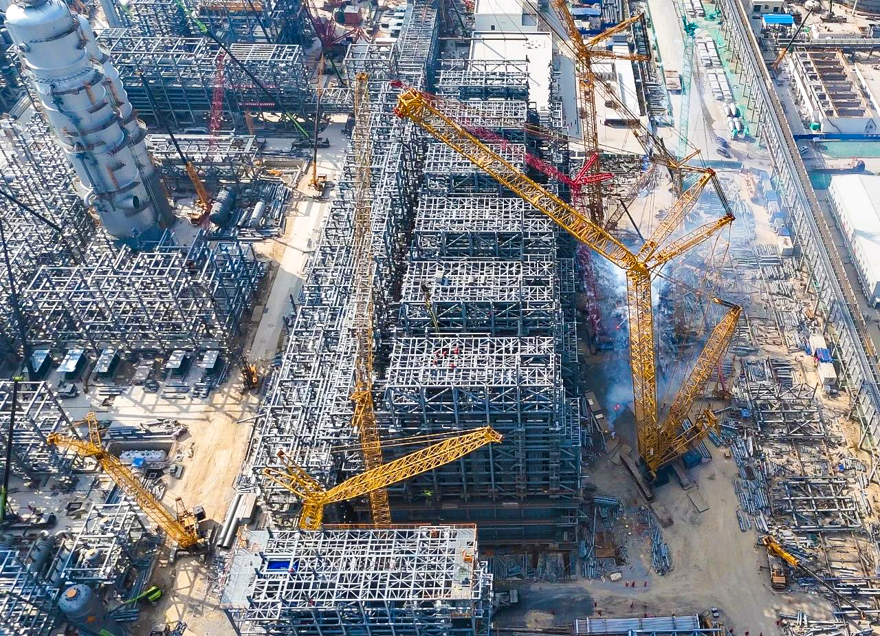 總重9000噸！XGC12000助力大型石化乙烯項目對流段模塊吊裝