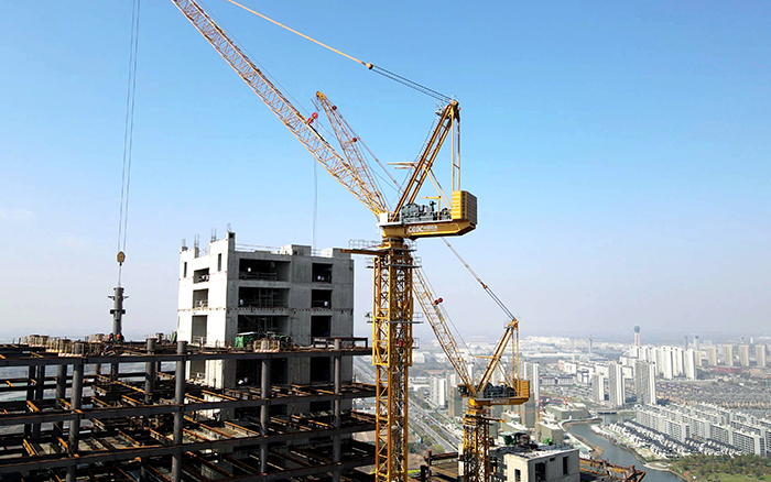 七天一層！“徐工金”助建180米高世界級“大象”