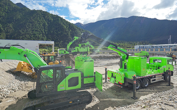 工程補(bǔ)能總卡殼？徐工移動(dòng)換電車(chē)讓設(shè)備8分鐘滿(mǎn)電復(fù)工